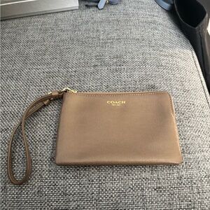 Coach Brown Wristlet. Excellent condition